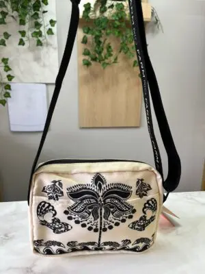 BOLSA FARM ZIRIGUIDUM PASSEIO DE RIO