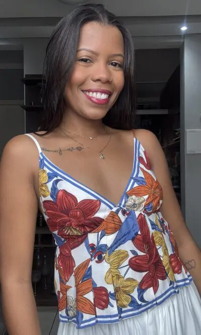 BLUSA FLORAL ARARAJUBA ESTAMPADO