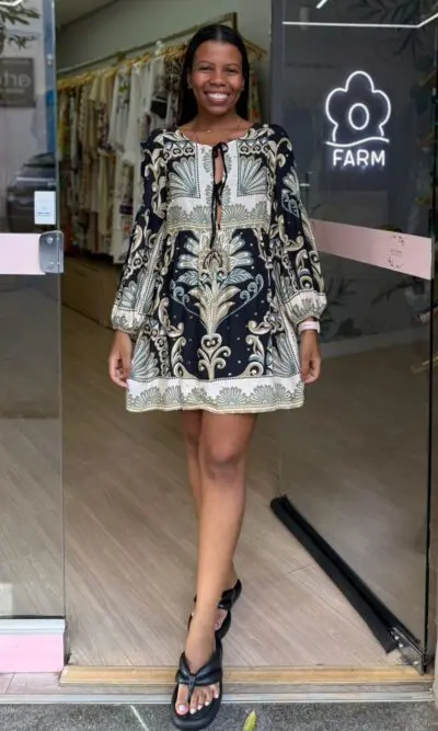 VESTIDO CURTO MANGAS GEORGIA