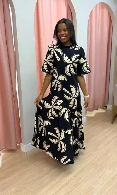 VESTIDO MIDI COQUEIRADA