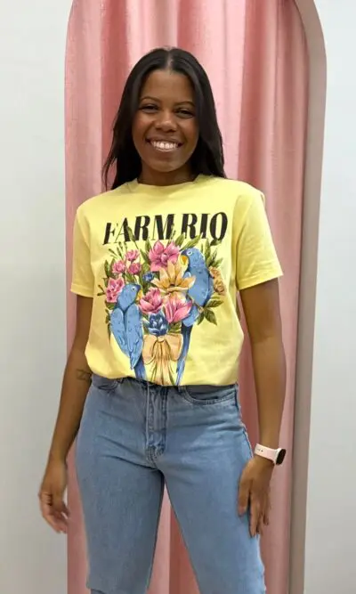 T-SHIRT FIT FLORES E PASSÁROS