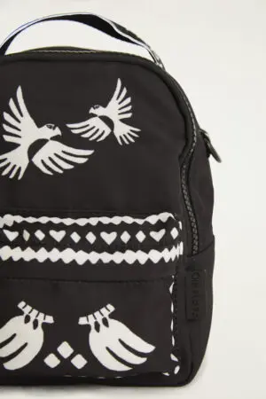 MINI MOCHILA BOROGODÓ LENÇO DIA E NOITE FARM ETC – VERÃO 26 - Imagem 2