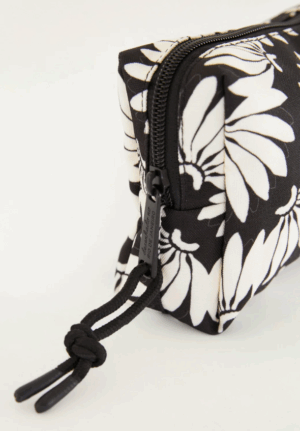 MAXI NECESSAIRE ORA BOLAS P COBABANANA FARM ETC – VERÃO 26 - Imagem 3