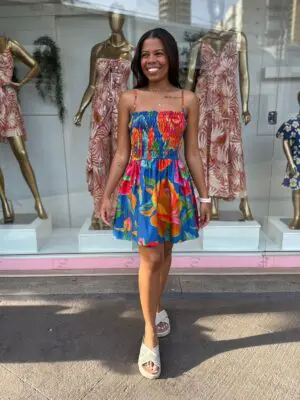VESTIDO CURTO ROSAS PINTADAS