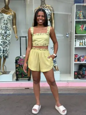 SHORT BOSQUE CHIC