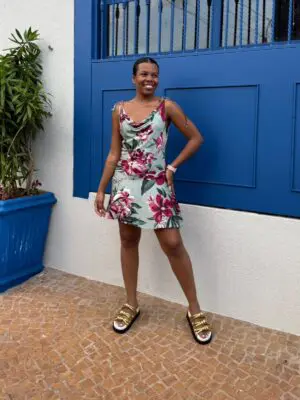 VESTIDO CURTO ALÇAS LINEIA