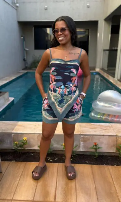 SHORT LUAR