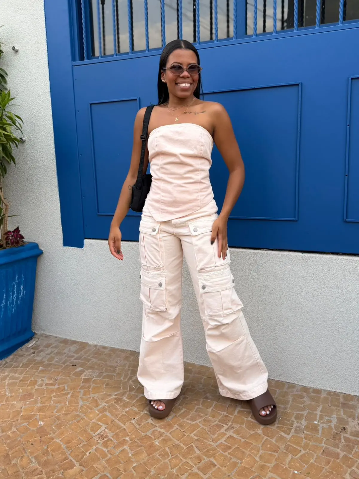 WhatsApp Image 2025-10-08 at 08.40.28 CALÇA CARGO UTILITY PEACH - Imagem 1