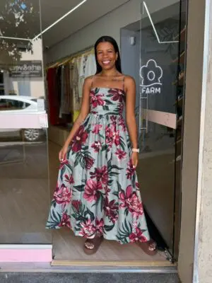 VESTIDO MIDI LINEIA
