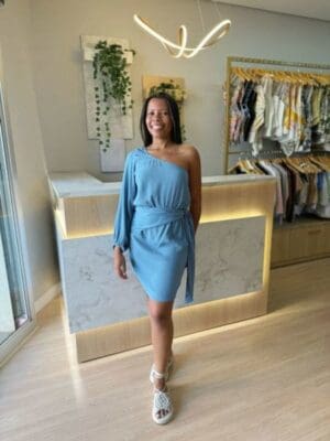 VESTIDO CURTO OMBRO SÓ MARIA FILÓ