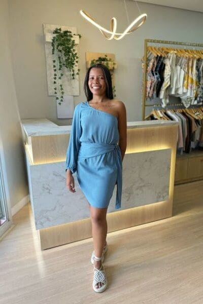 VESTIDO CURTO OMBRO SÓ MARIA FILÓ