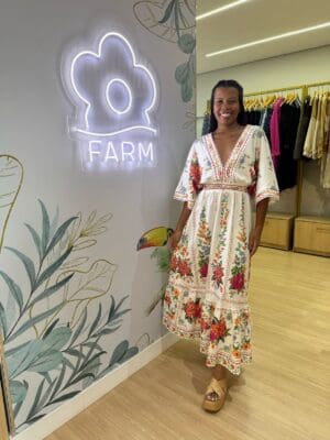 VESTIDO MIDI DELICADEZA EM FLOR OFF