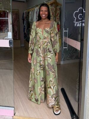 MACACÃO FLORAL DELHI MANGA