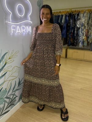 VESTIDO MIDI ESTAMPA BOURBON